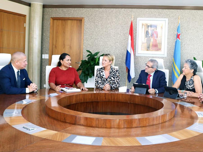 Bezoek aan ministerie